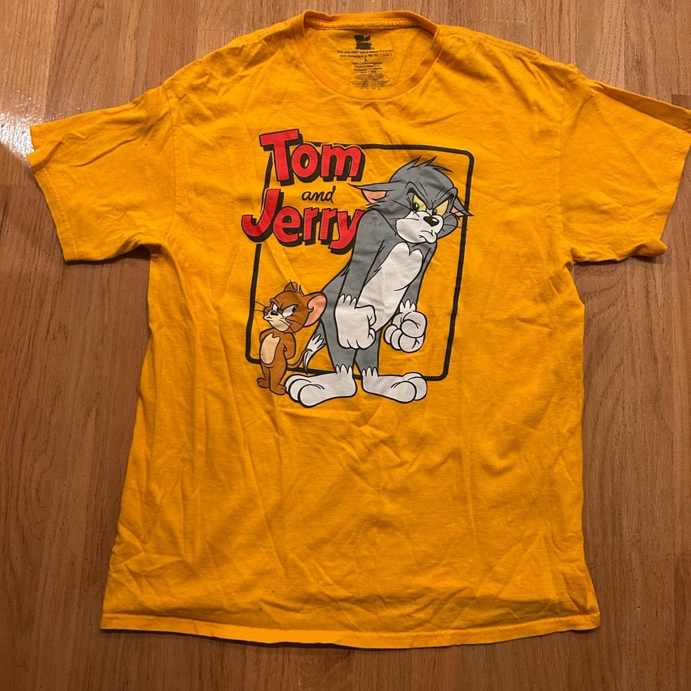 Tom and Jerry Graphic Tee in Yellow